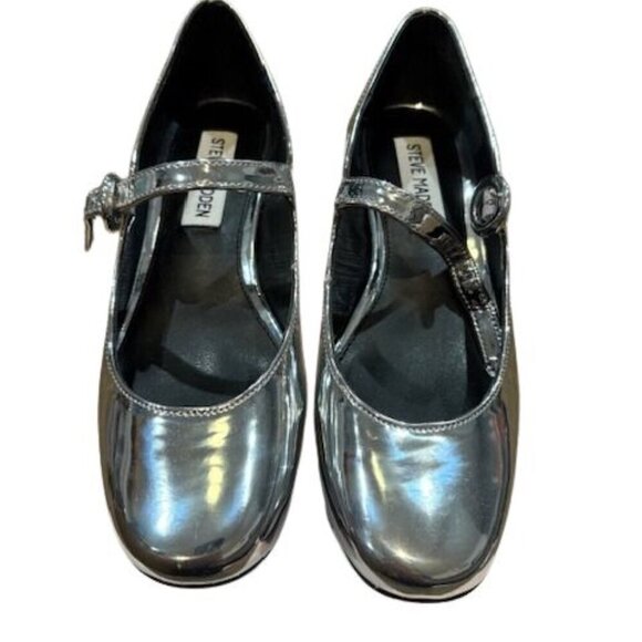 Steve Madden Silver “Spencir” Flats – Size 5.5 - Picture 4 of 6